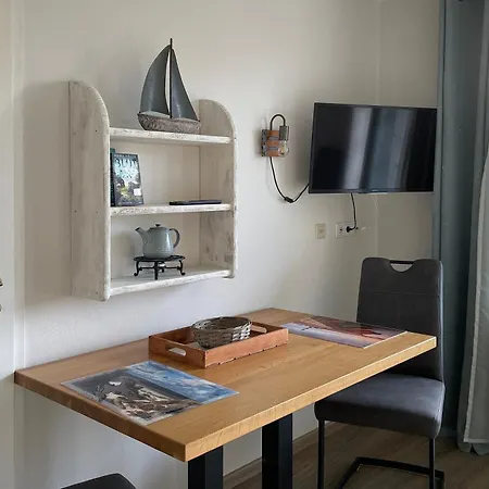 Апартаменты Huus Waterkant 06, Amrum *